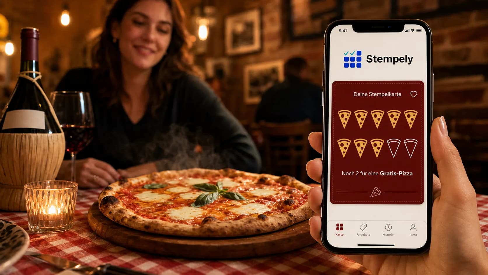Pizzaïolo avec l'app Stempely près du four à pizza, carte de fidélité numérique pour pizzeria